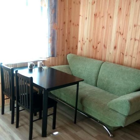 Eco House Hotel Chornomorsk Exterior foto