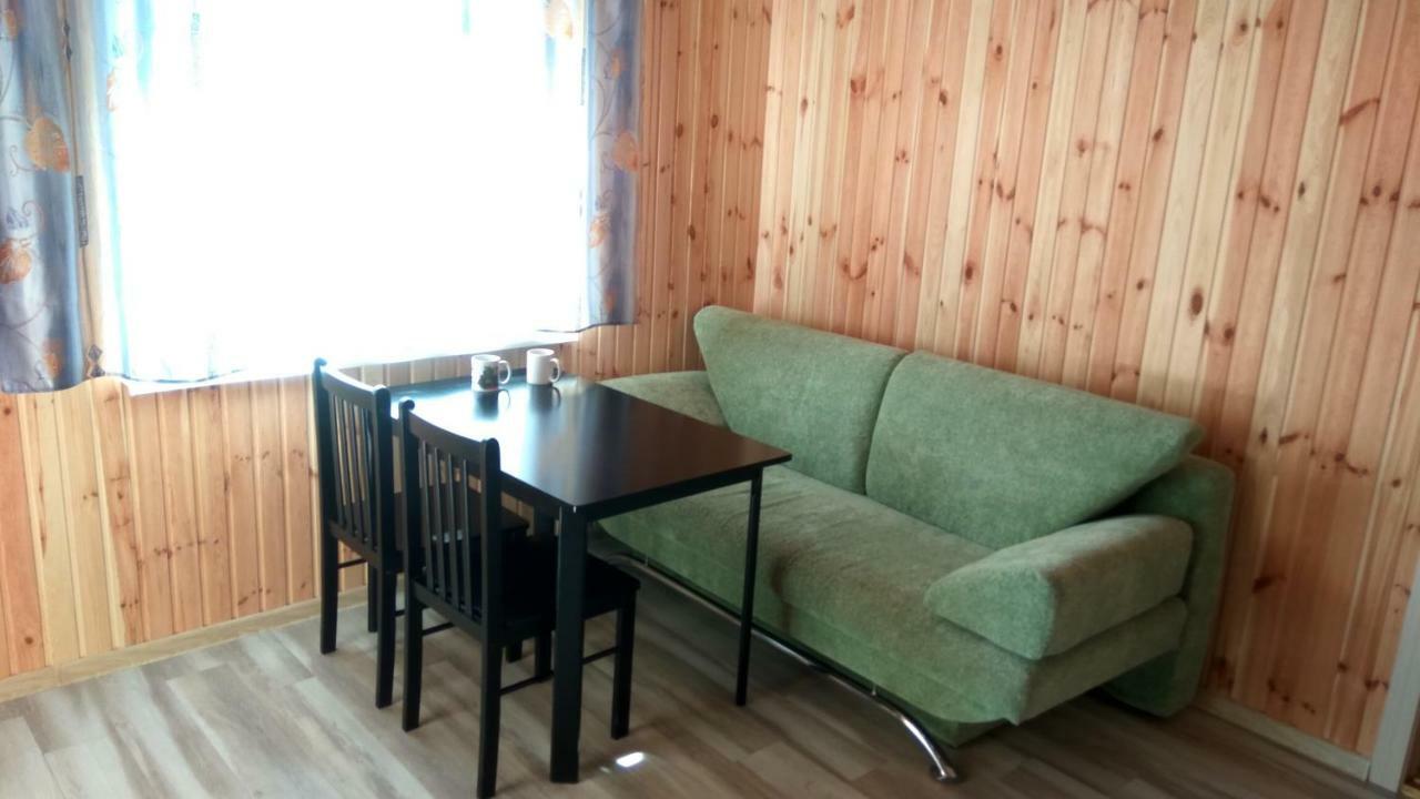 Eco House Hotel Chornomorsk Exterior foto