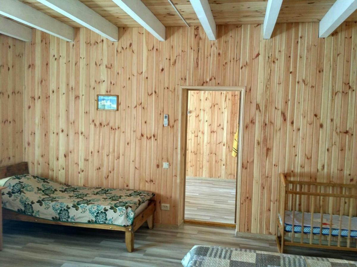 Eco House Hotel Chornomorsk Exterior foto