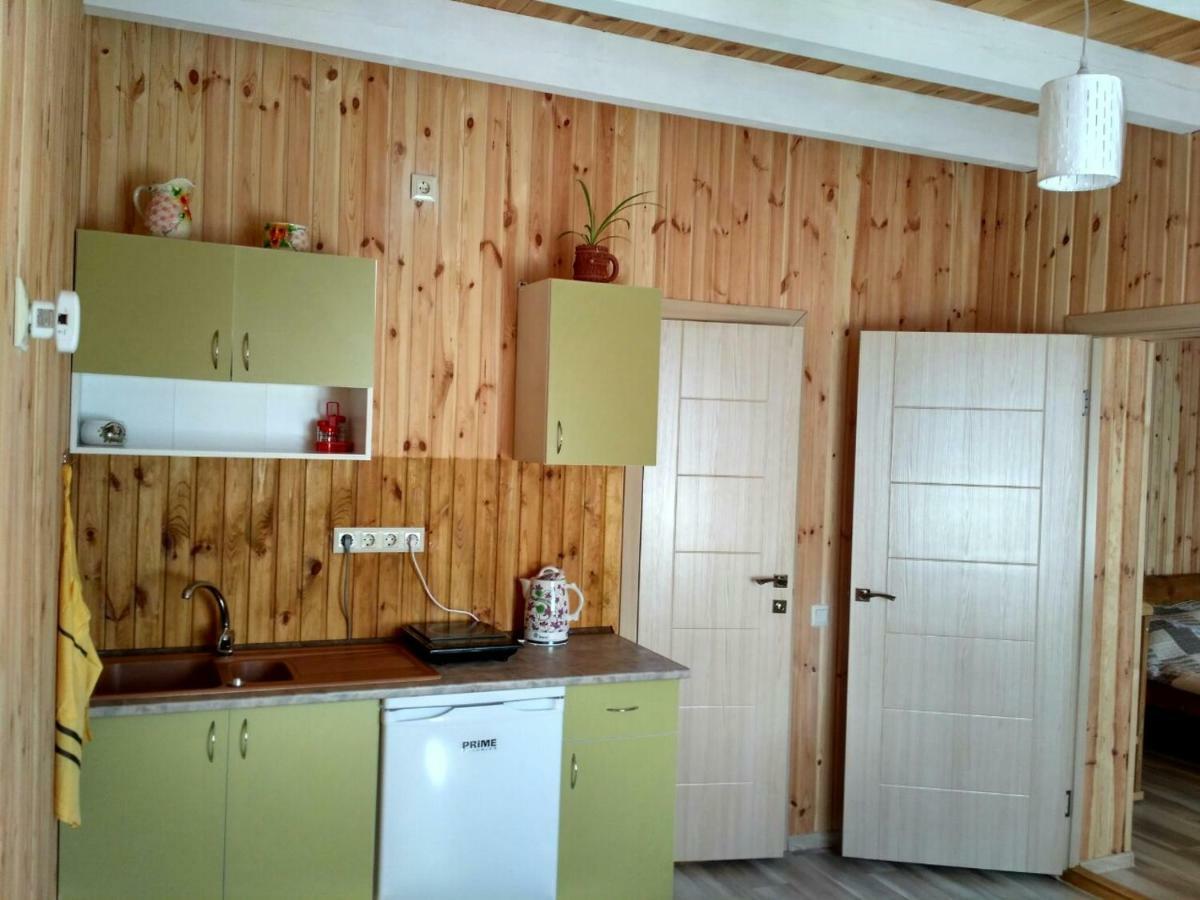 Eco House Hotel Chornomorsk Exterior foto